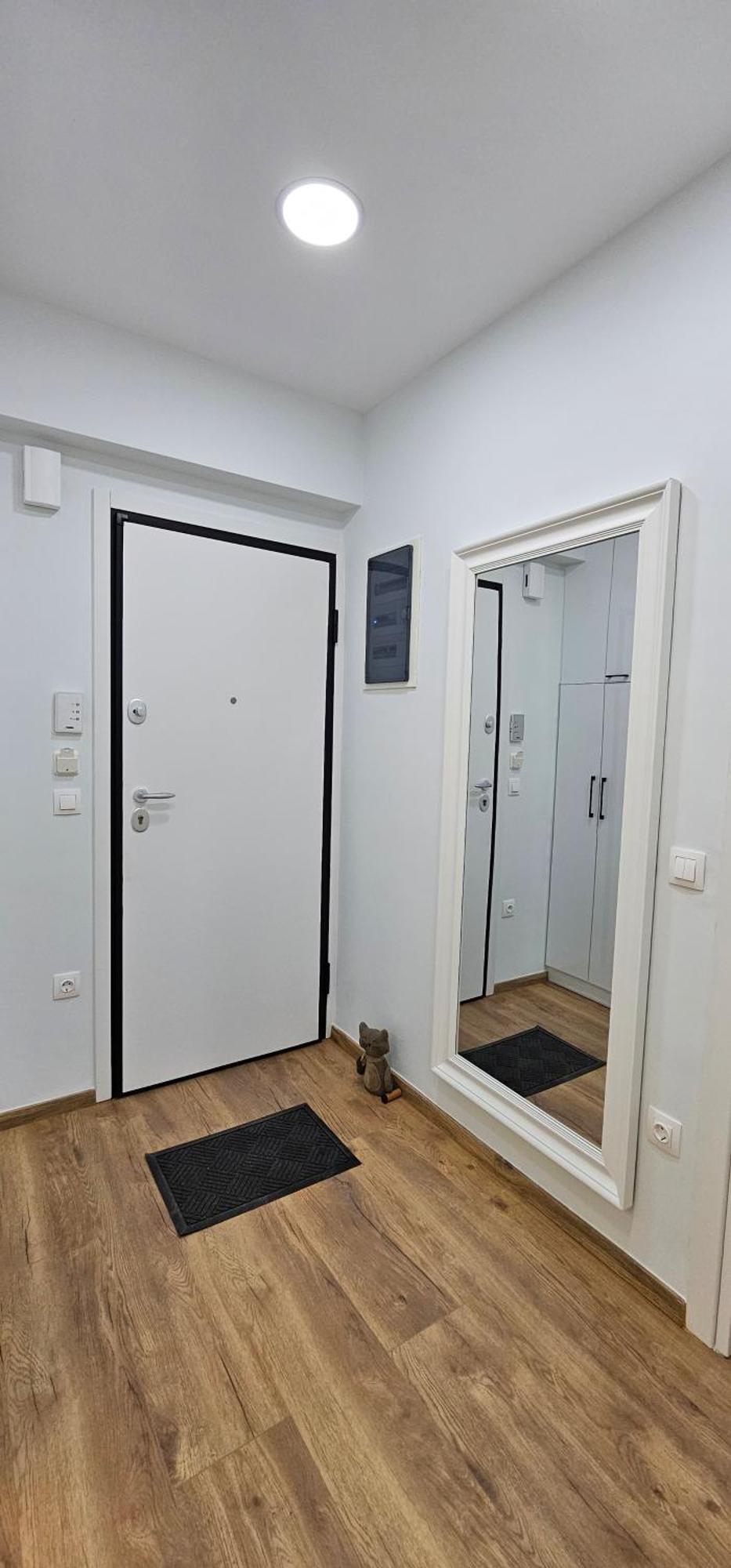 Warm And Cozy In Location! Atenas